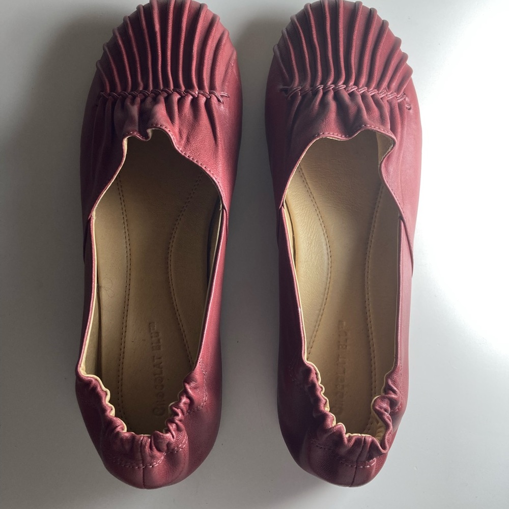 Chocolat Blu ribbed ballet slippers, maroon